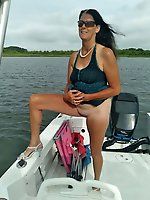 Older slut is revealing her hooters