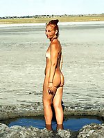 Elton&rsquo;s therapeutic bath in the salt lake mud