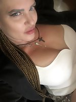 Classy-looking experienced GF wants to fuck the stranger