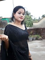 Good-looking babes are posing naked for fun